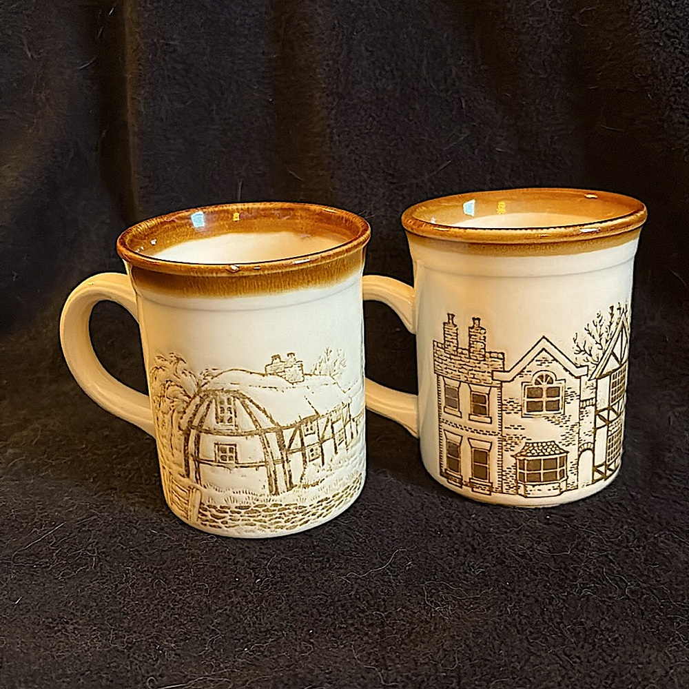 Vintage Biltons Coffee Mugs Made in England Set of 2 Scenic Cups